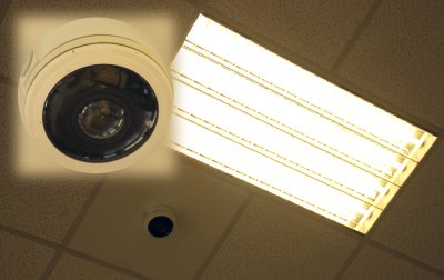 Panoramatick kamery jsou umstny obvykle na stropech hal