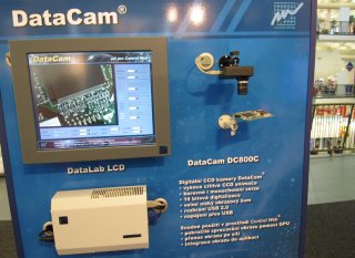 Kamera DataCam pipojen kpotai DataLab snovm prmyslovm sedmnctipalcovm monitorem