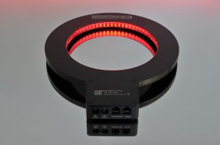 LT-DF15 má stejné připojení a stejné možnosti řízení jako ostatní osvětlovače DataLight