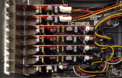 The external power supply of the adapters is important here, the power distribution on the PCI-X bus may not be enough for this